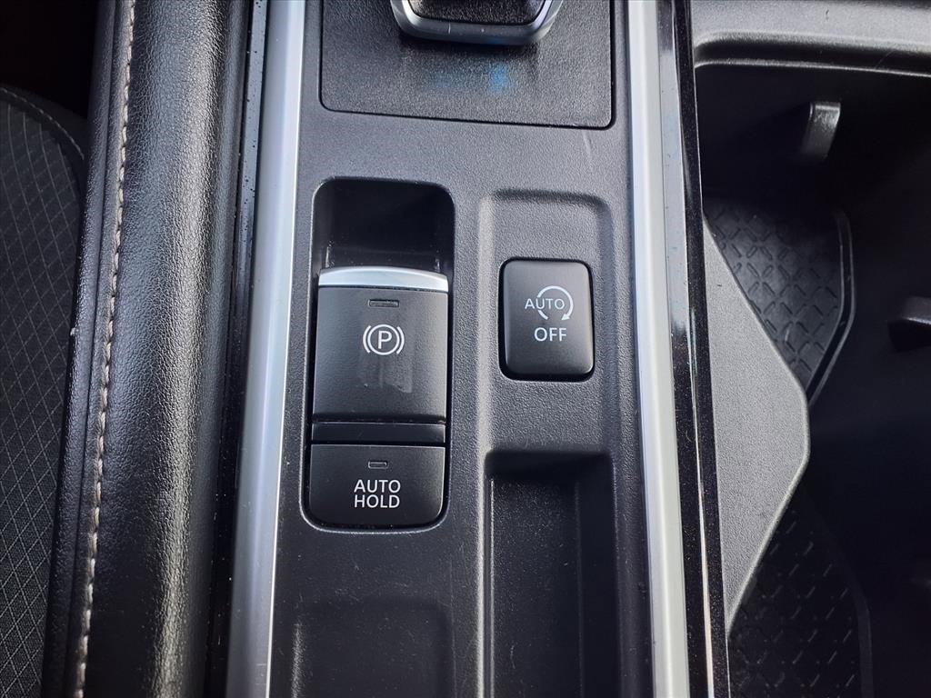 2024 Nissan Pathfinder SV photo 21
