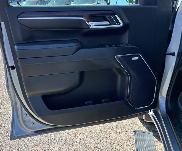 2024 Gmc Sierra 1500 SLT photo 13