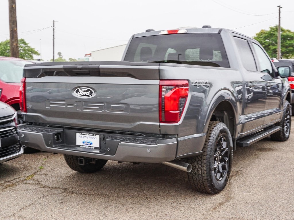 2025 Ford F-150 XLT photo 7