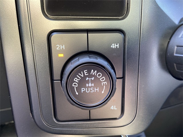 2025 Ford F-150 STX photo 10