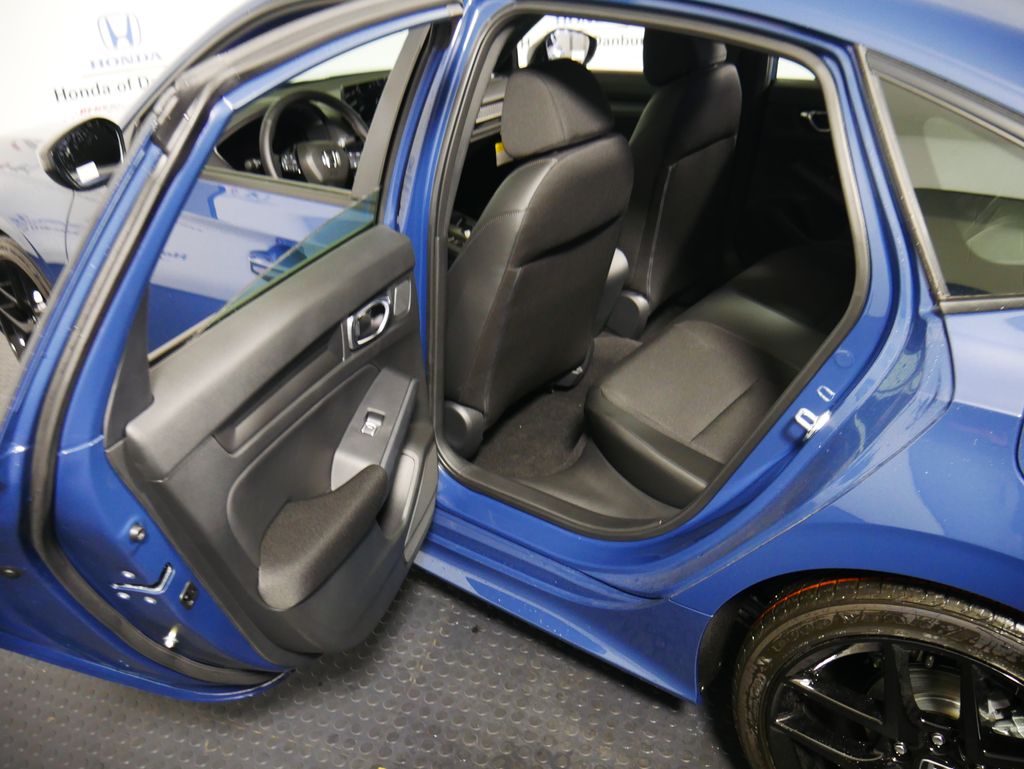 2026 Honda Civic Sport photo 9