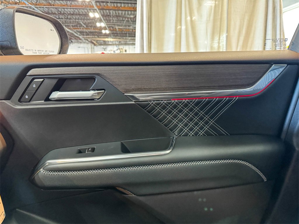 2026 Gmc Acadia Denali photo 33