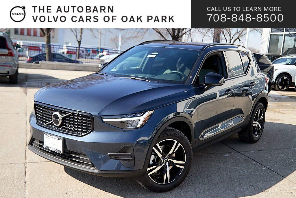 2026 VOLVO XC40 - Image 28