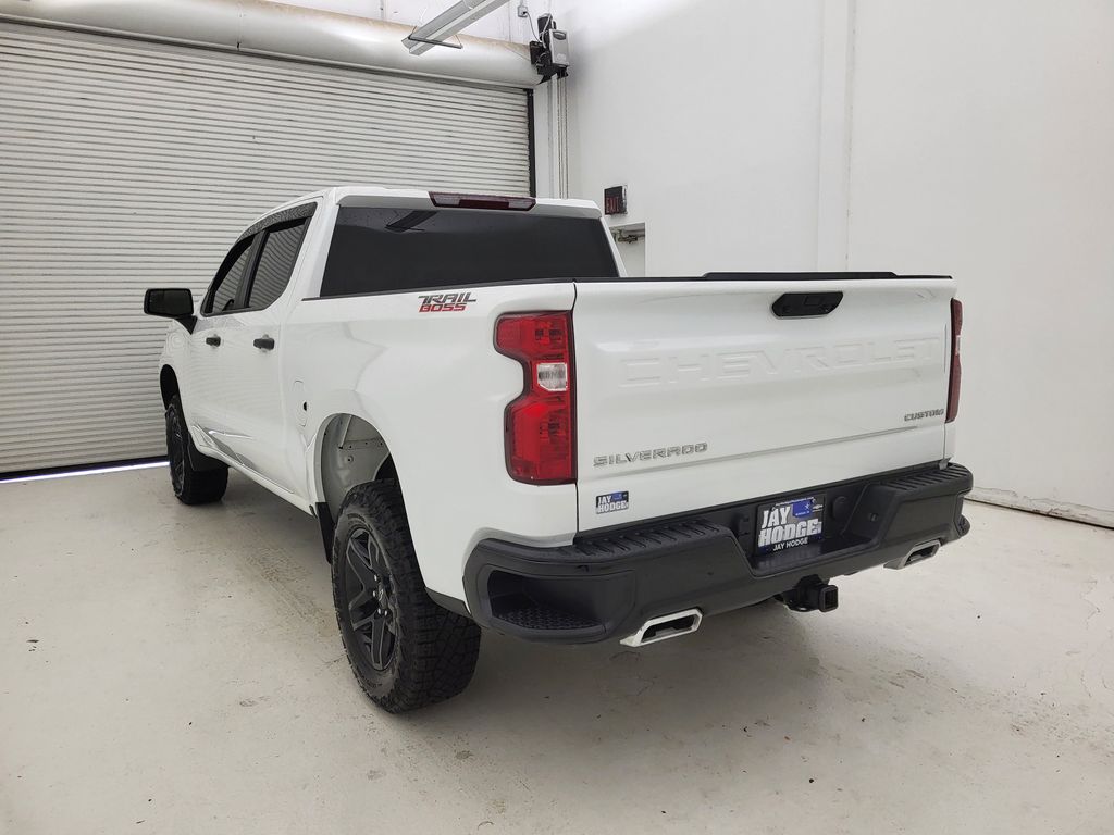 2025 Chevrolet Silverado 1500 Custom Trail Boss photo 14