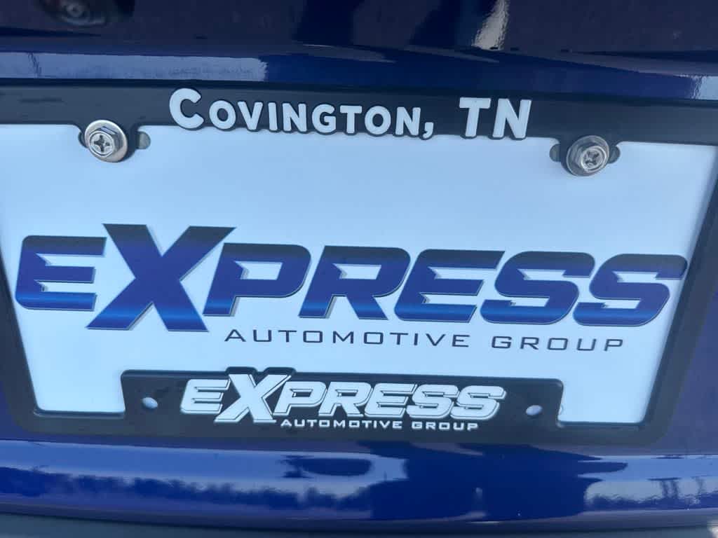 2024 Toyota Corolla Cross XLE photo 29