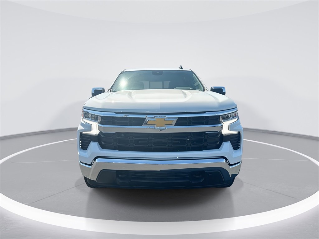 2026 Chevrolet Silverado 1500 LT photo 2