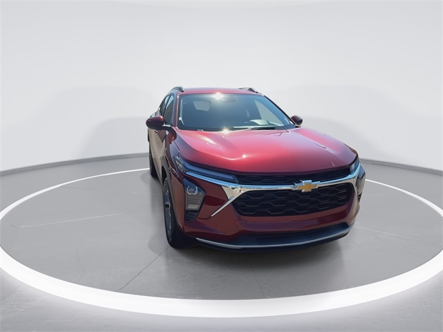 2025 Chevrolet Trax LT photo 3