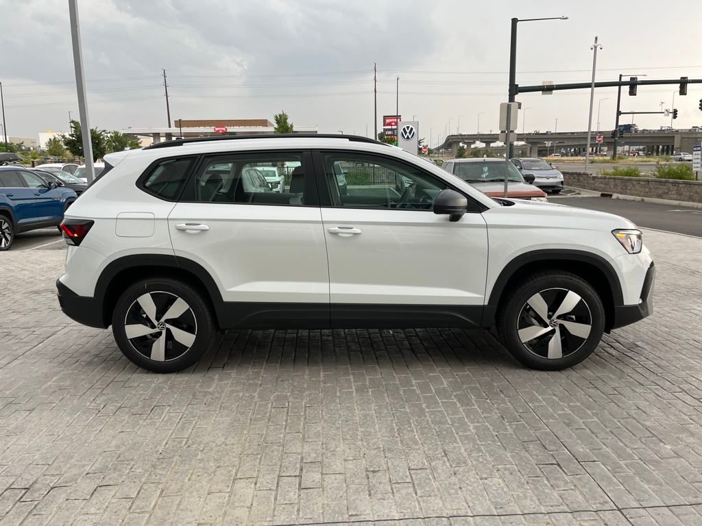 2025 Volkswagen Taos S photo 5
