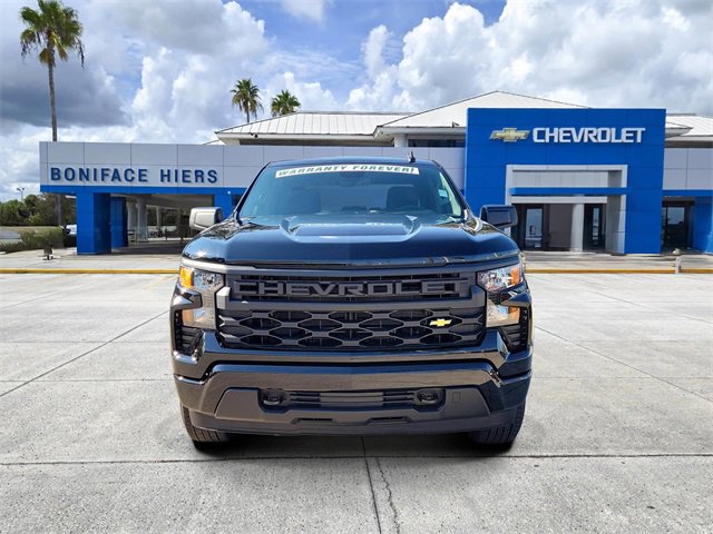 2026 Chevrolet Silverado 1500 Custom photo 2