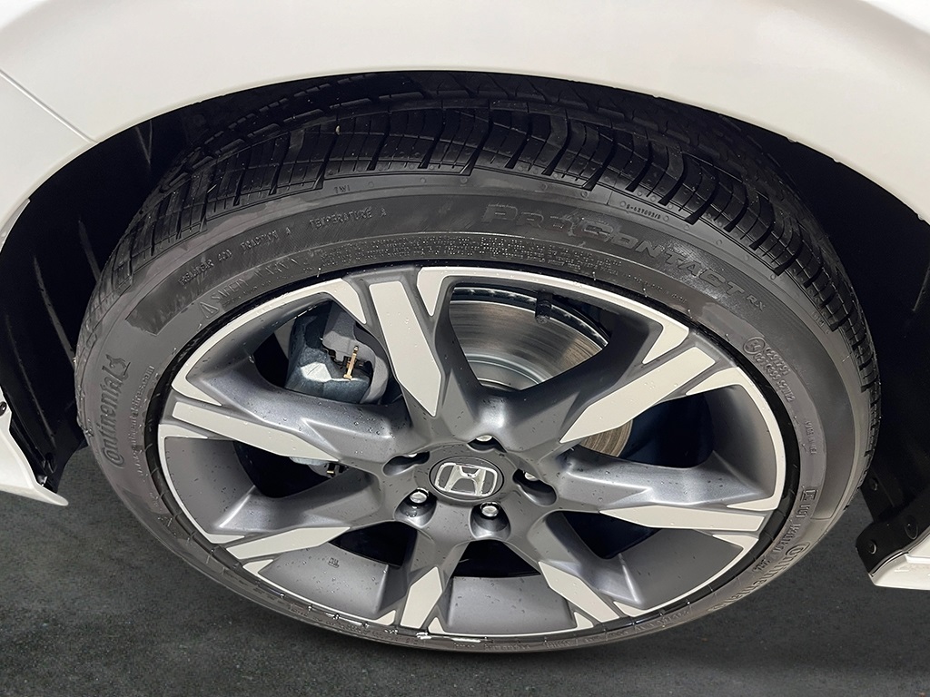 2026 Honda Civic Hybrid Sport Touring photo 9