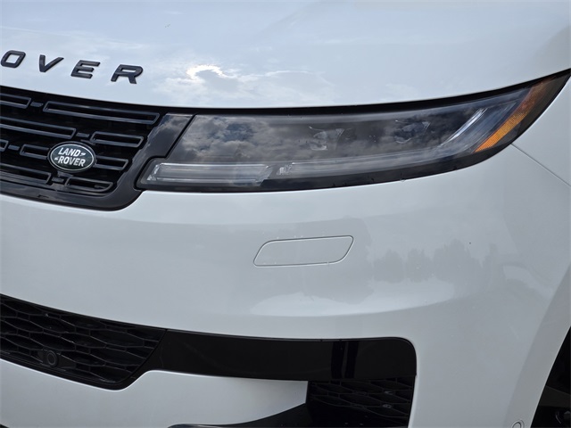 2025 Land Rover Range Rover Sport SE photo 4