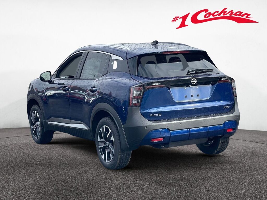 2026 Nissan Kicks SV photo 4