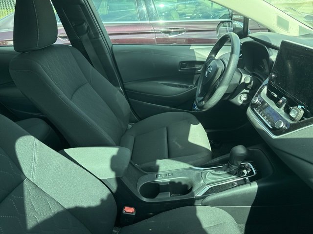 2024 Toyota Corolla LE photo 3