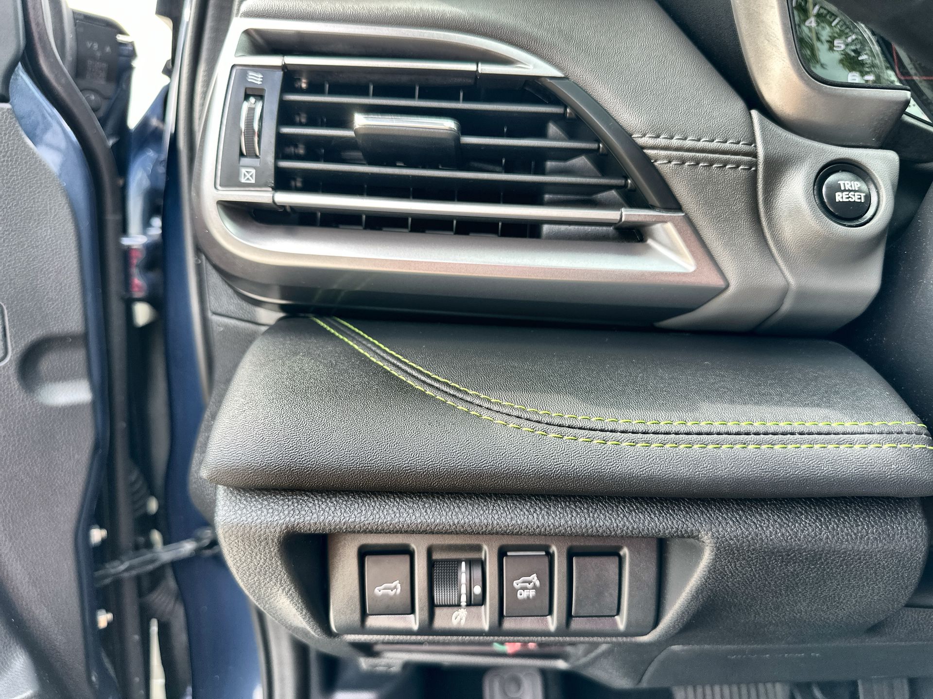 2022 Subaru Outback Onyx Edition XT photo 16
