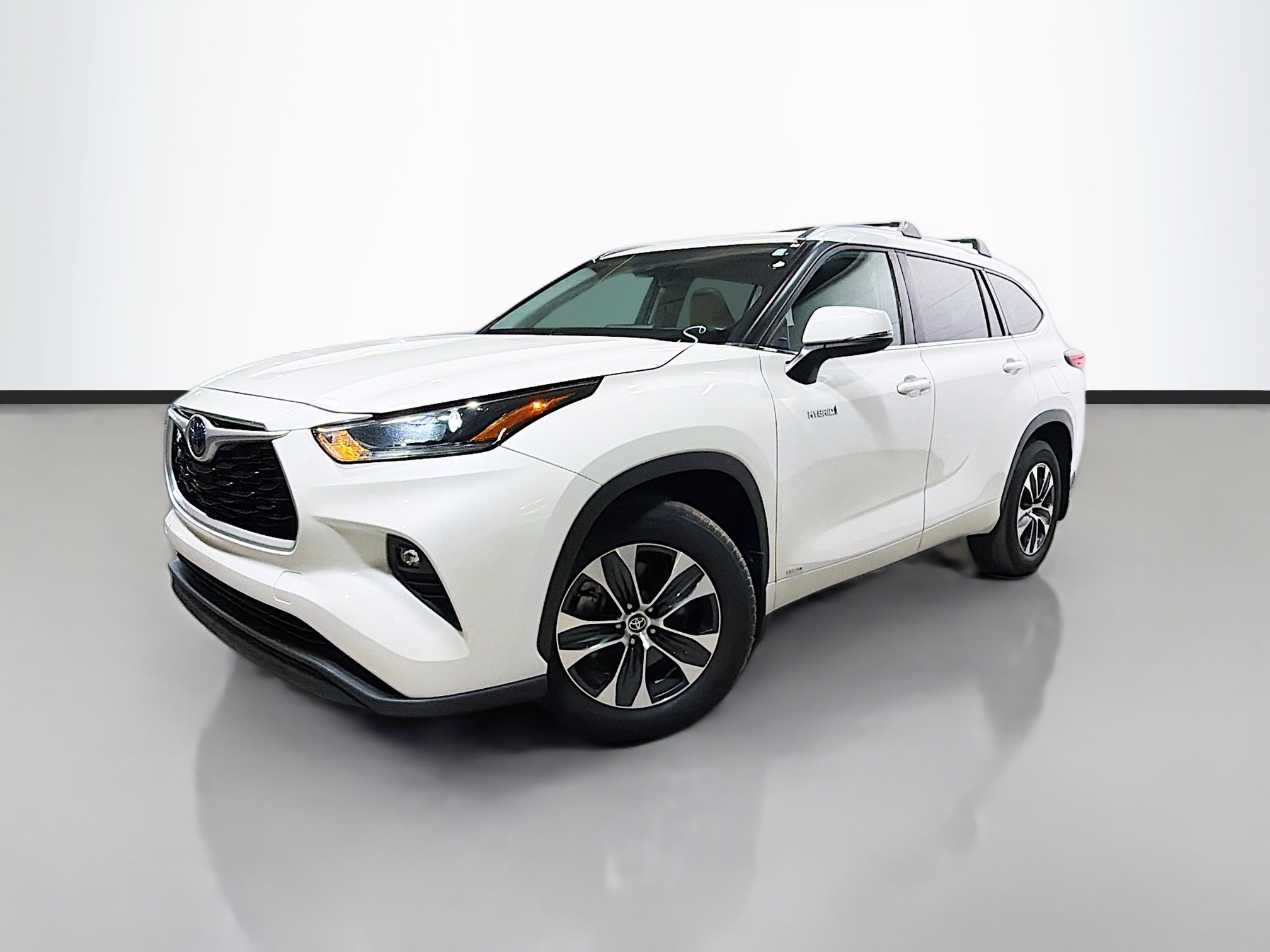 2021 Toyota Highlander XLE's photo