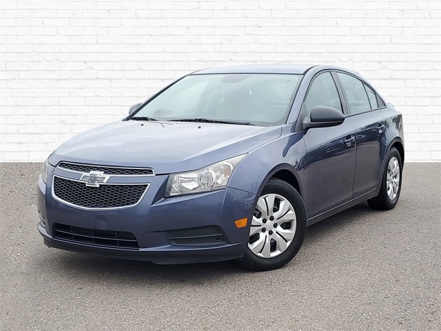 2014 Chevrolet Cruze LS Manual