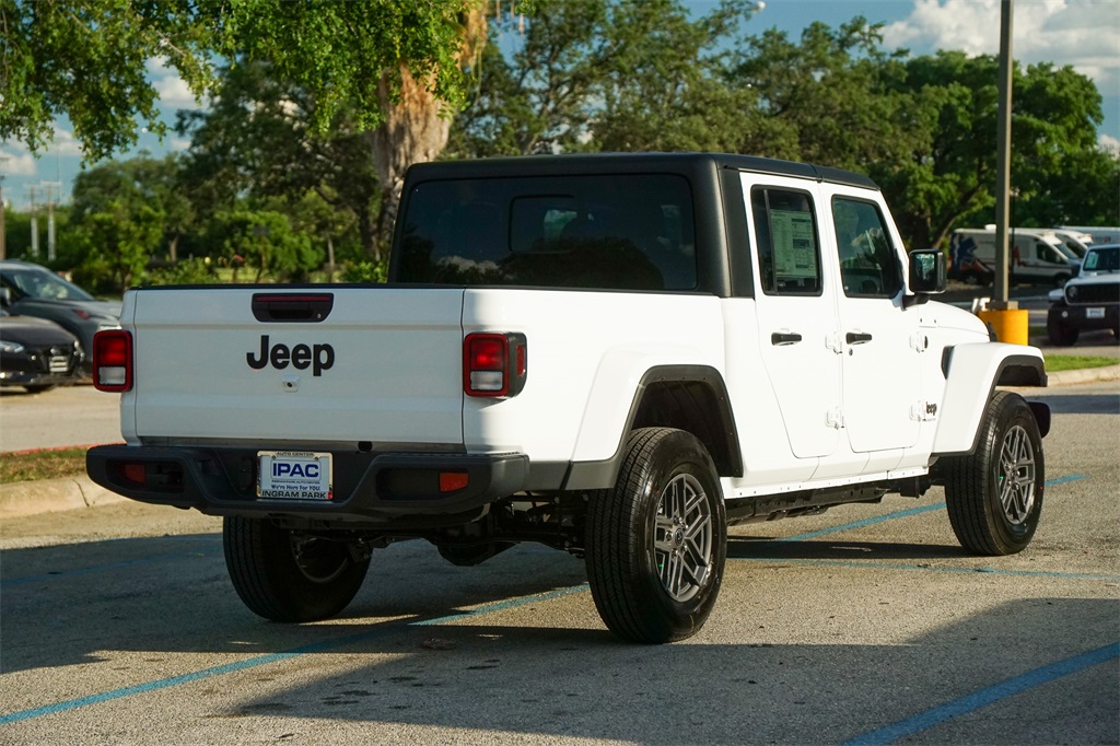 2024 Jeep Gladiator Sport S photo 5