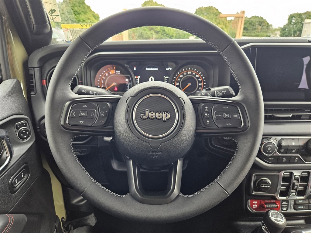 2025 Jeep Wrangler Rubicon X photo 22