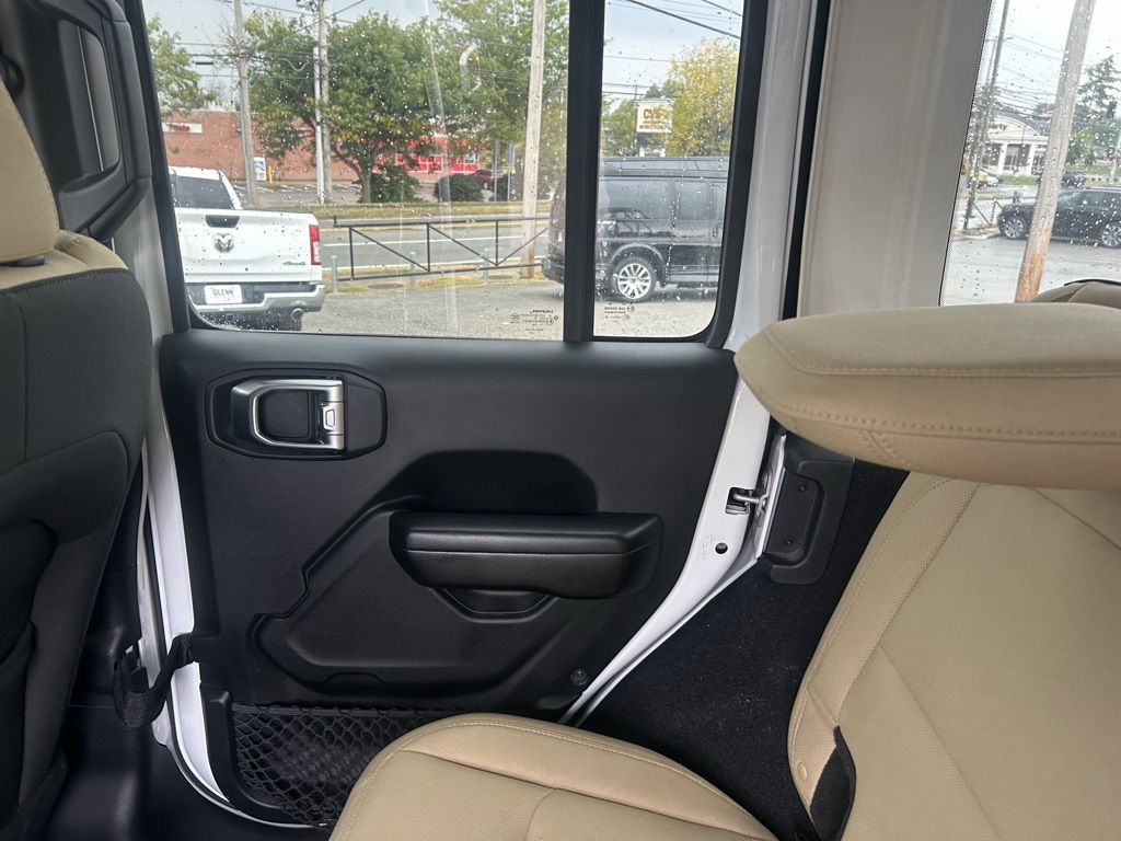2018 Jeep Wrangler Unlimited Sport S photo 21