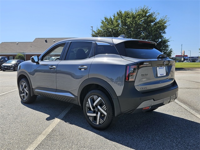 2025 Nissan Kicks SV photo 7