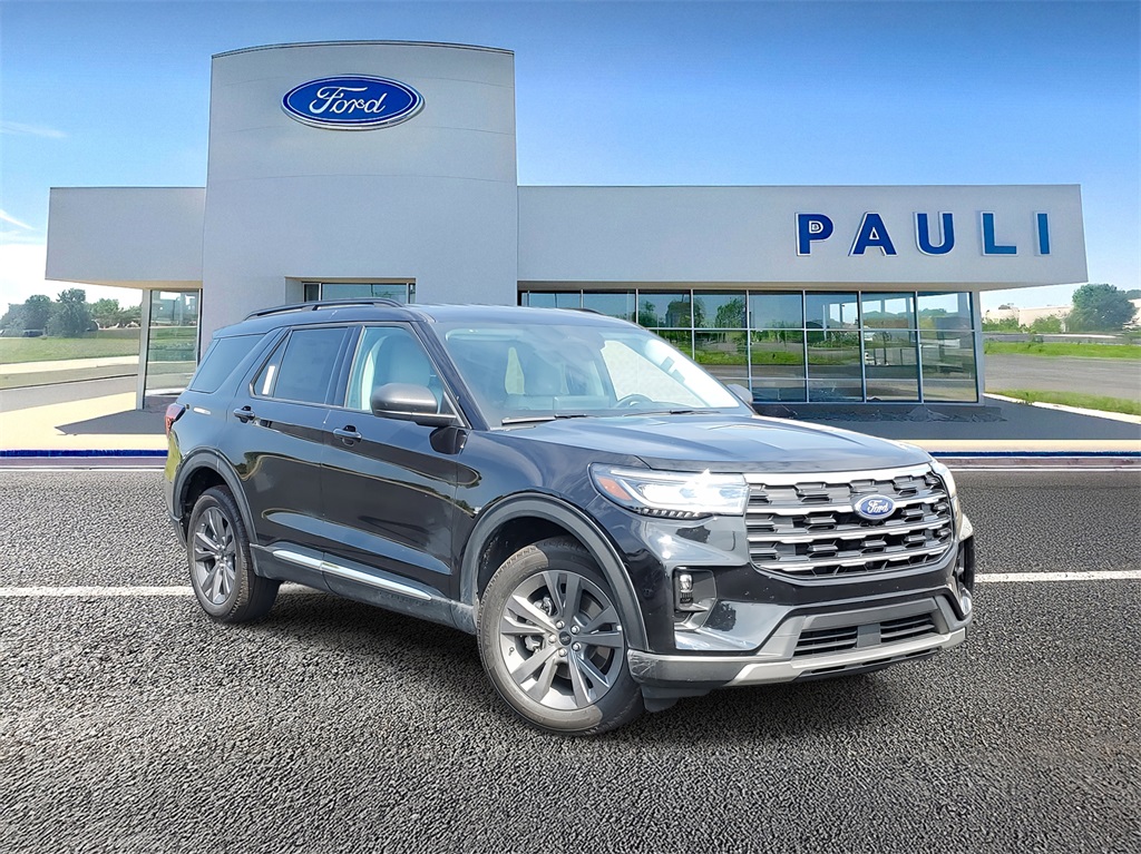 2025 Ford Explorer Active's photo