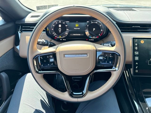 2025 Land Rover Range Rover Sport SE photo 5