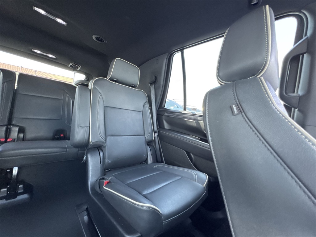 2023 Gmc Yukon SLT photo 10