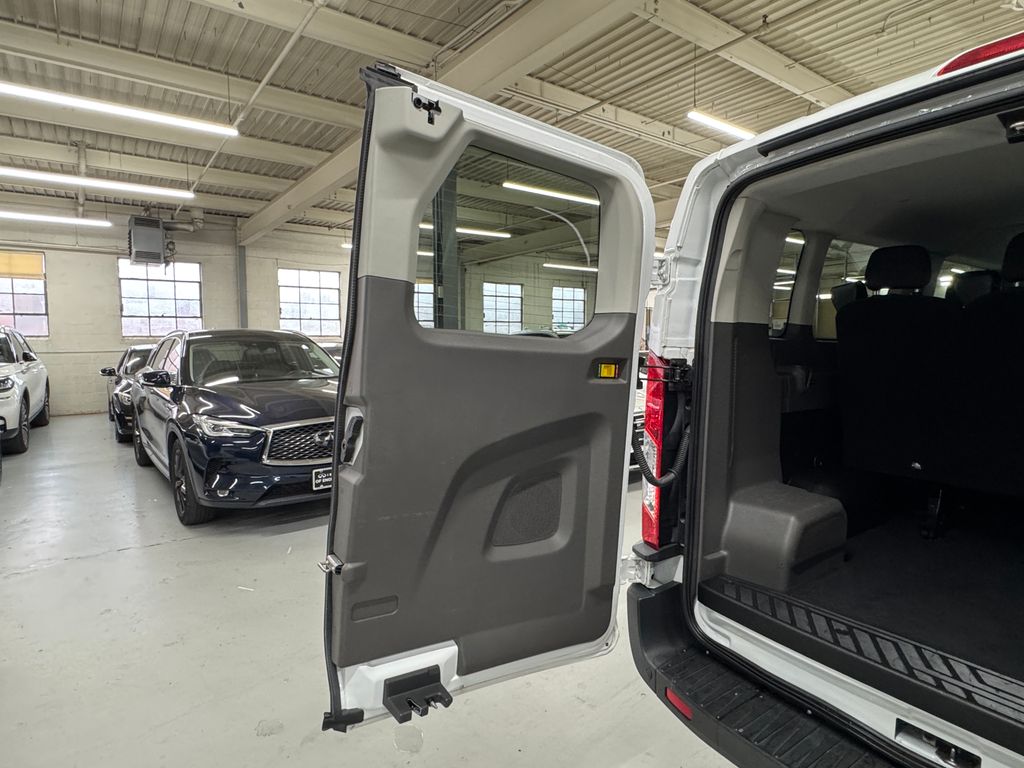 2021 Ford Transit photo 25