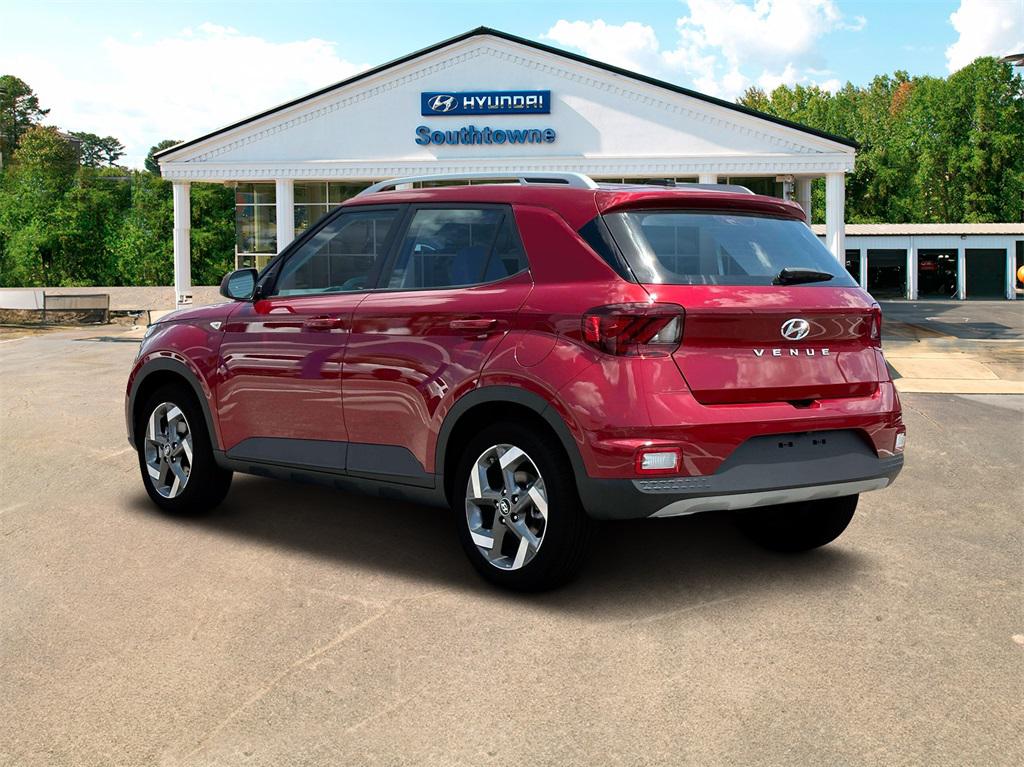 2025 Hyundai Venue Limited photo 5