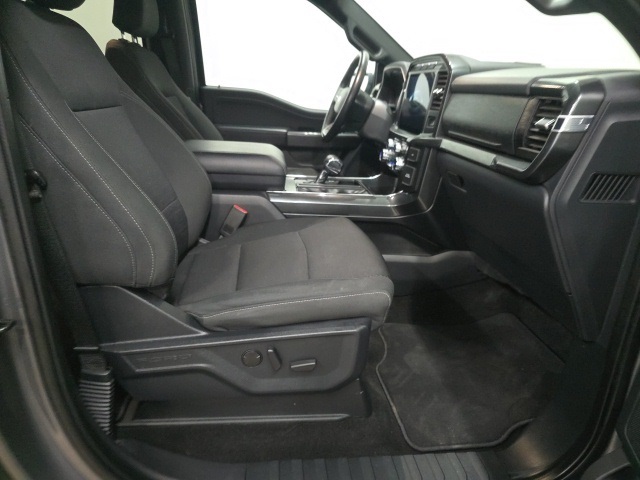 2022 Ford F-150 XLT photo 3