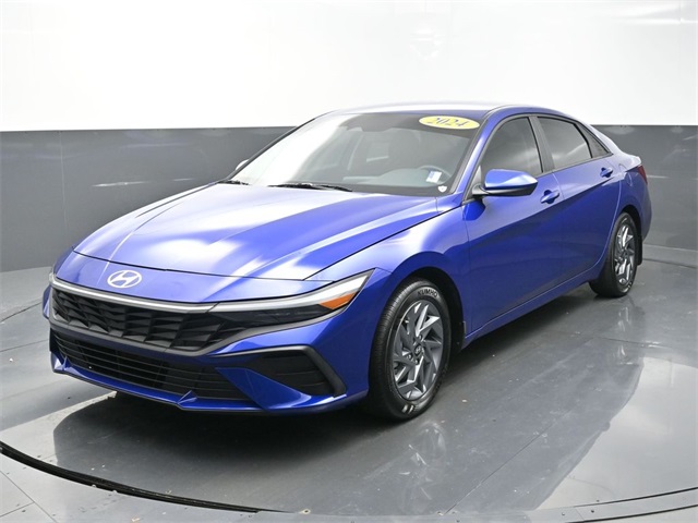 2024 Hyundai Elantra Hybrid Blue photo 3