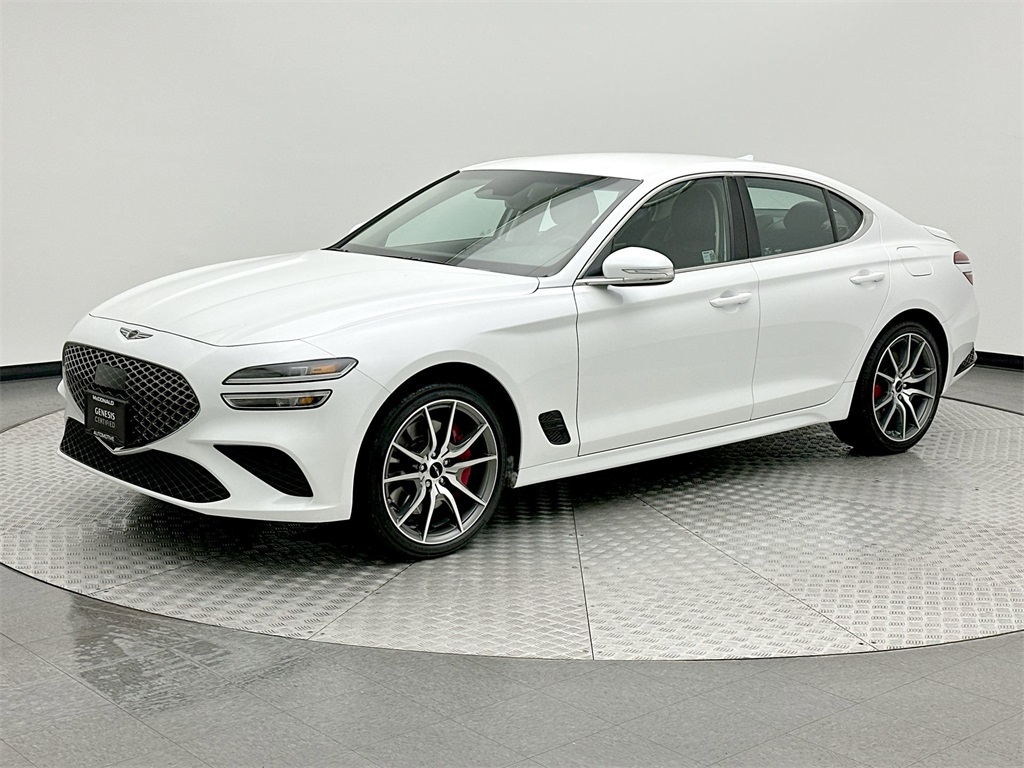 2025 GENESIS G70 Standard's photo