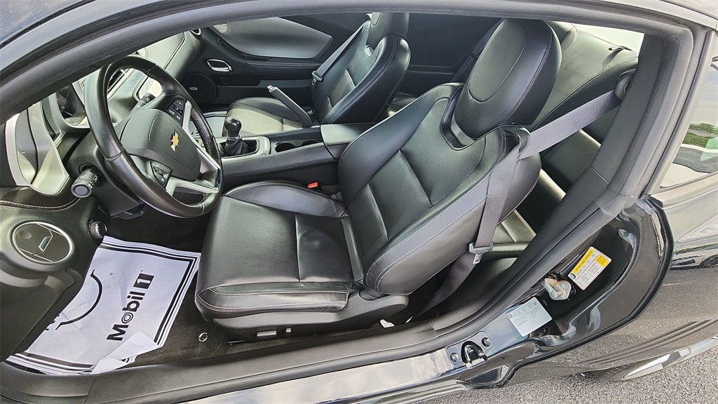 2012 Chevrolet Camaro 2LT photo 11