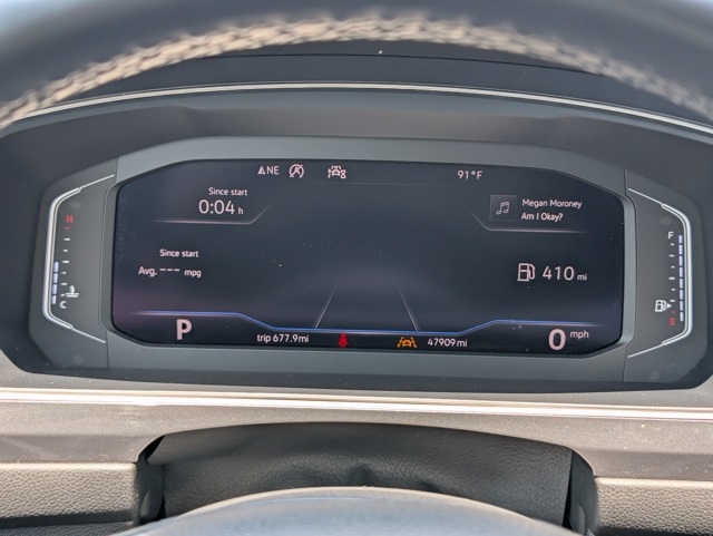 2020 Volkswagen Tiguan SEL photo 10
