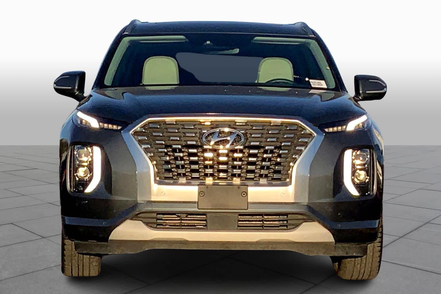 2022 Hyundai Palisade Limited photo 3