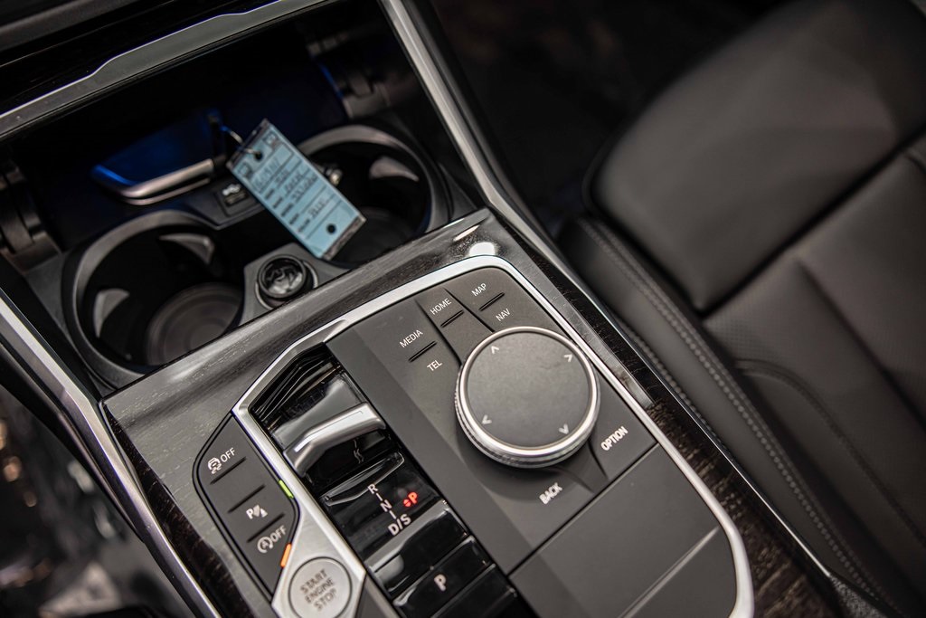 2024 BMW 330I - Image 30