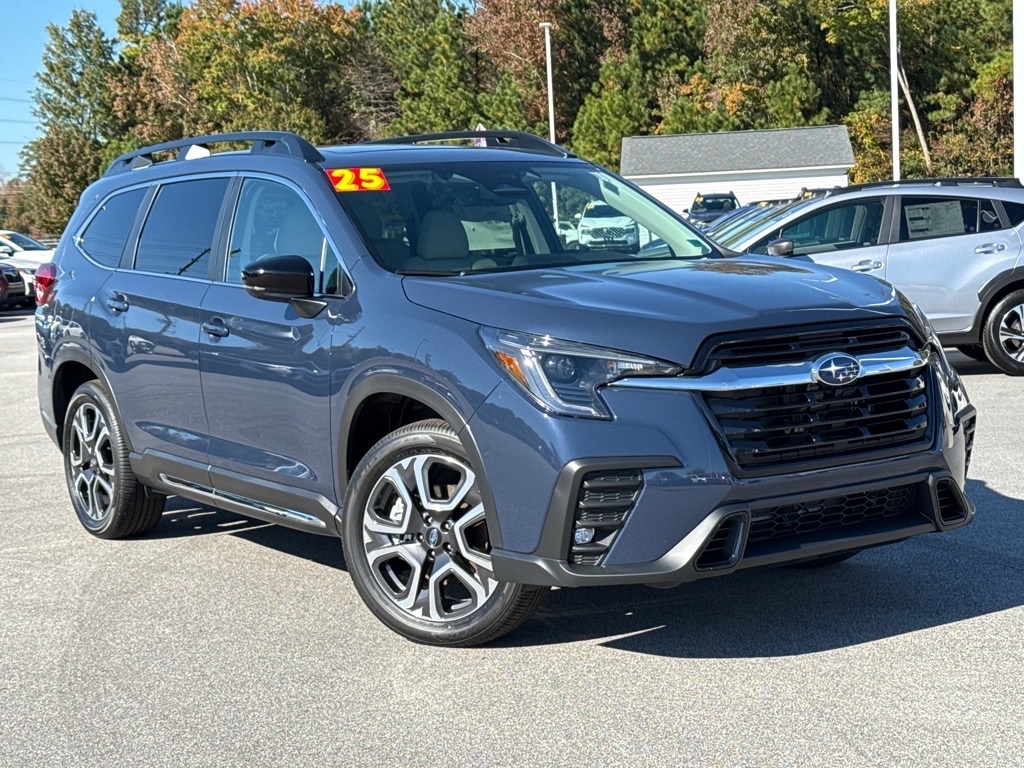 2025 Subaru Ascent Limited's photo