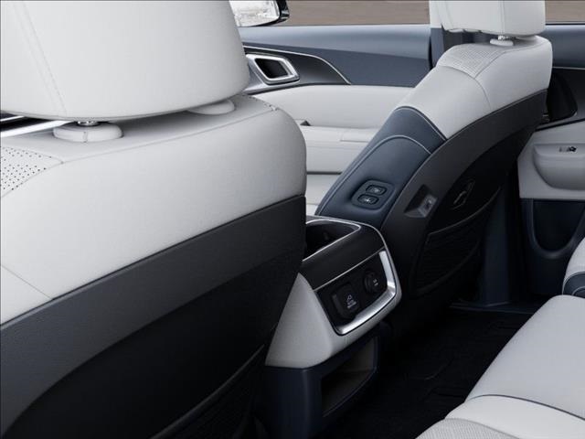 2025 Kia Carnival SX photo 26