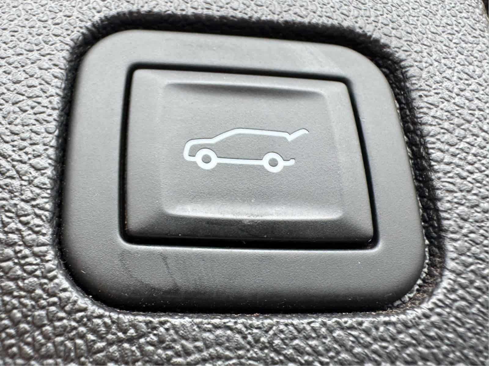 2024 Chevrolet Equinox LT photo 32