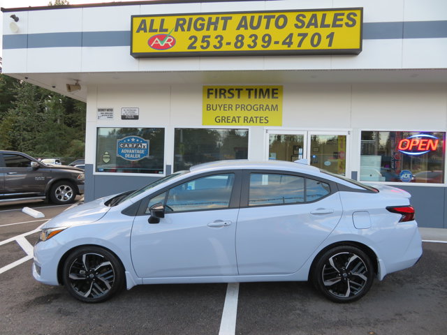 2024 Nissan Versa SR photo 2