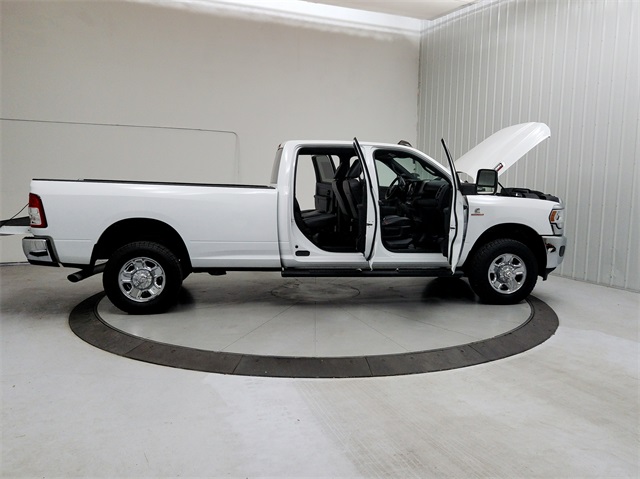 2023 Ram 2500 Tradesman photo 14