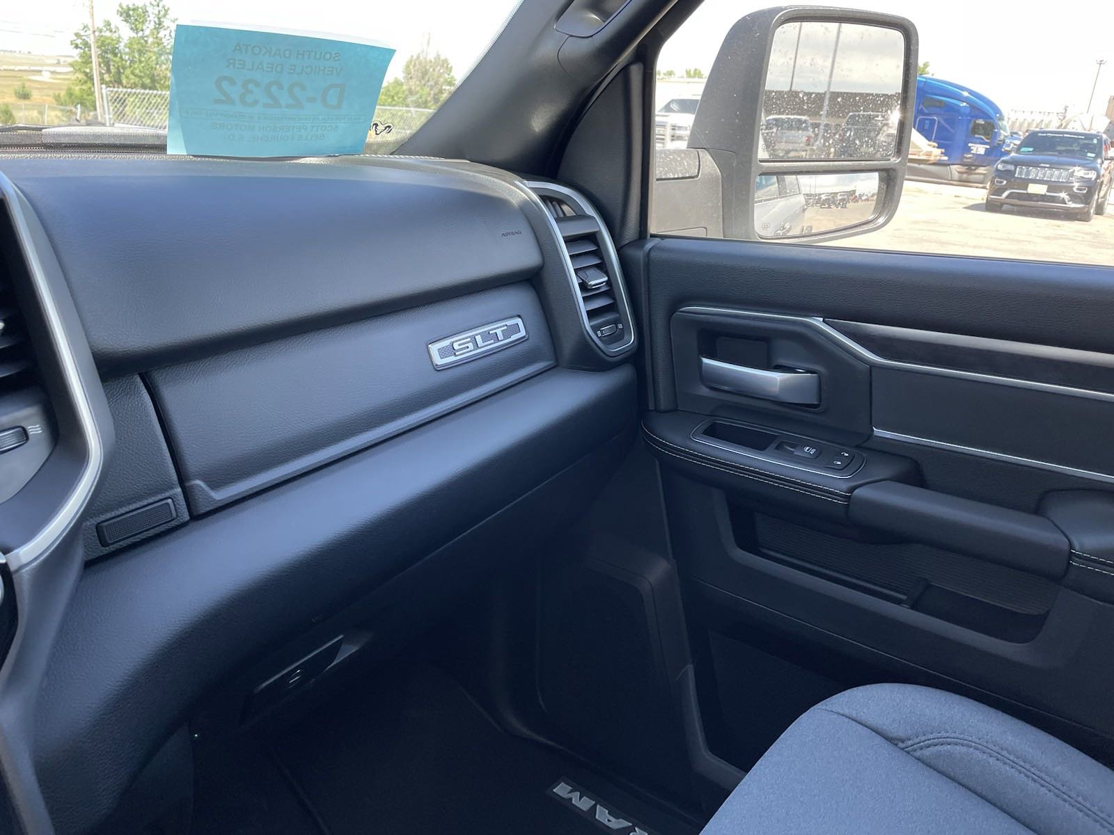 New 2024 Bright White Clearcoat Ram SLT image 29