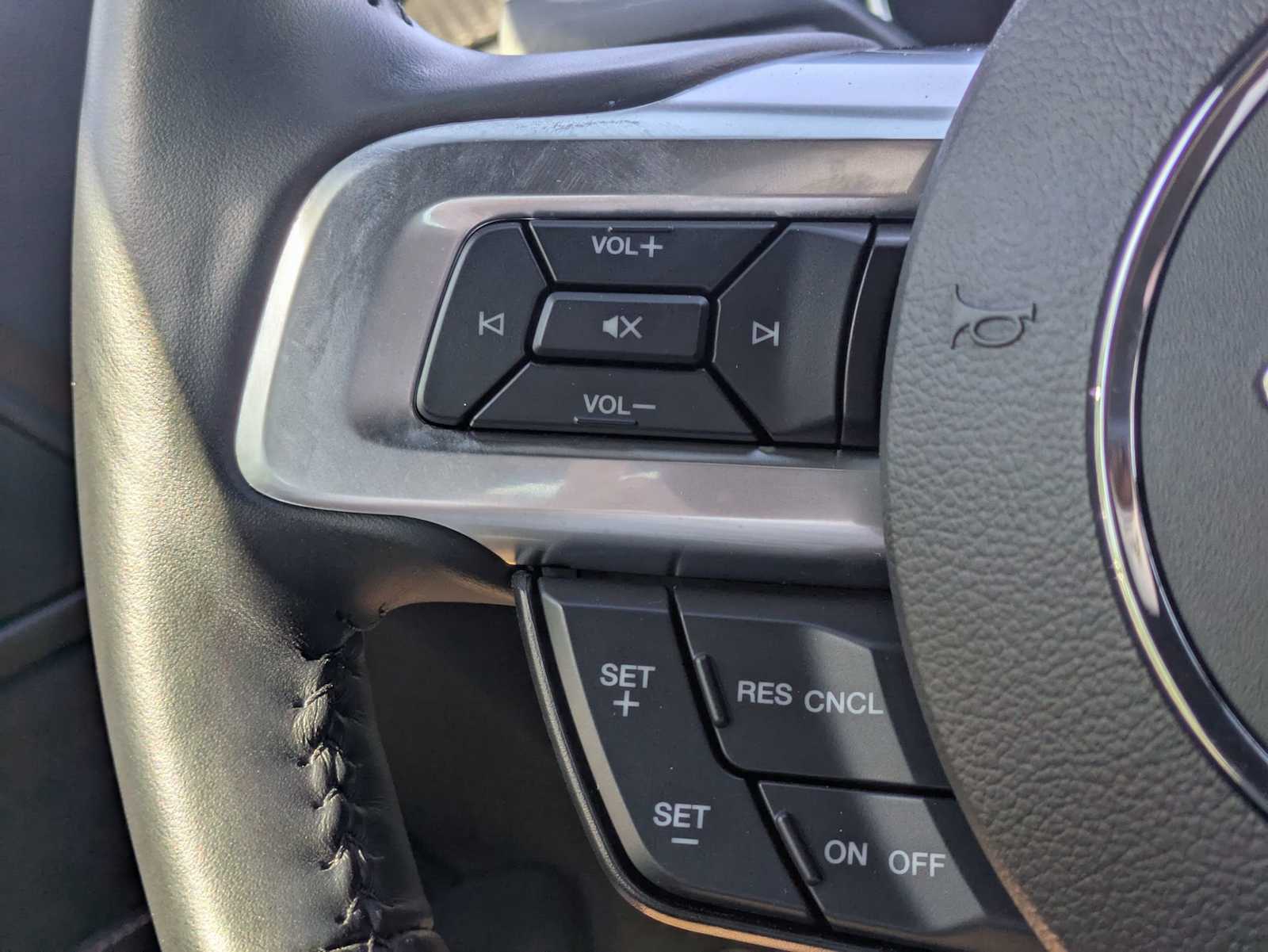 2019 Ford Mustang GT Premium photo 21