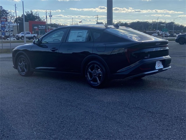 2025 Kia K4 LXS photo 4