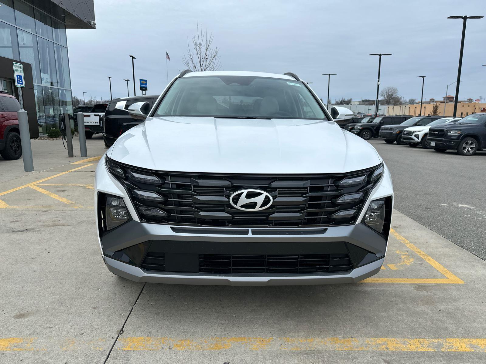 2026 Hyundai Tucson SEL Convenience photo 3