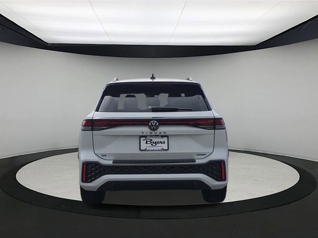 2025 Volkswagen Tiguan SE R-Line Black photo 2