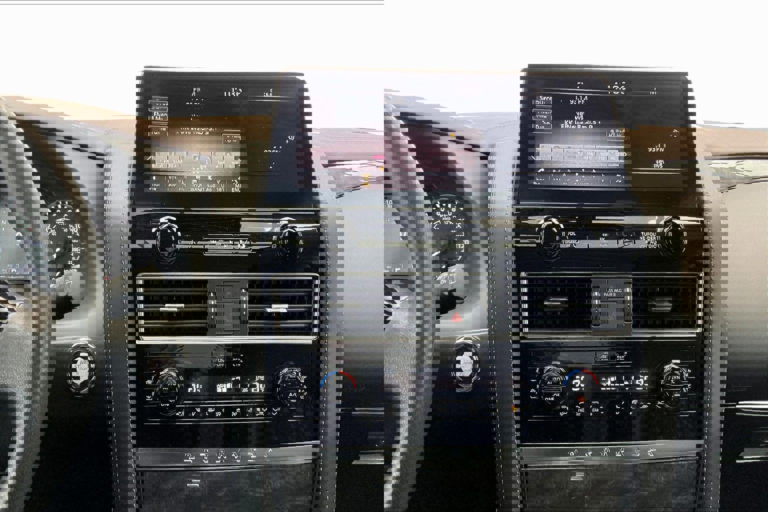 2023 Nissan Armada Platinum photo 4