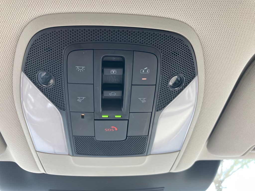 2022 Infiniti QX60 Luxe photo 26