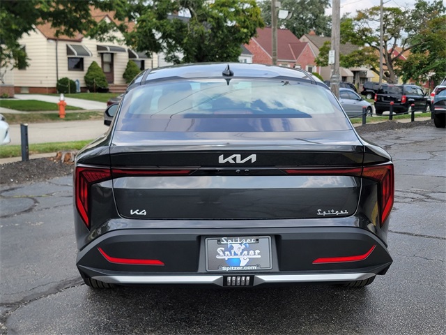 2025 Kia K4 EX photo 2