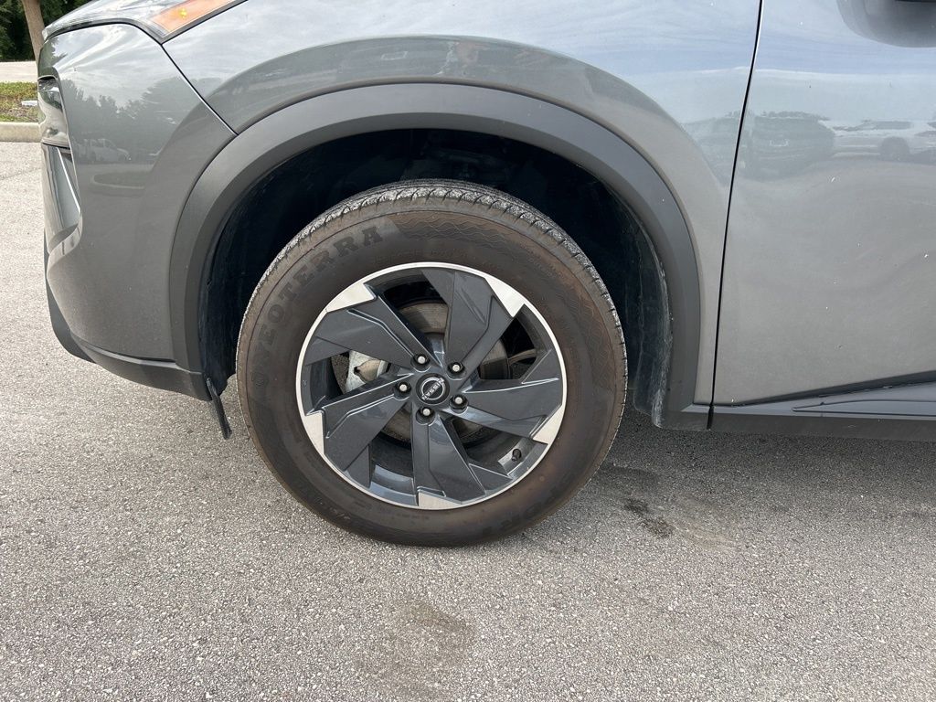 2024 Nissan Rogue SV photo 45